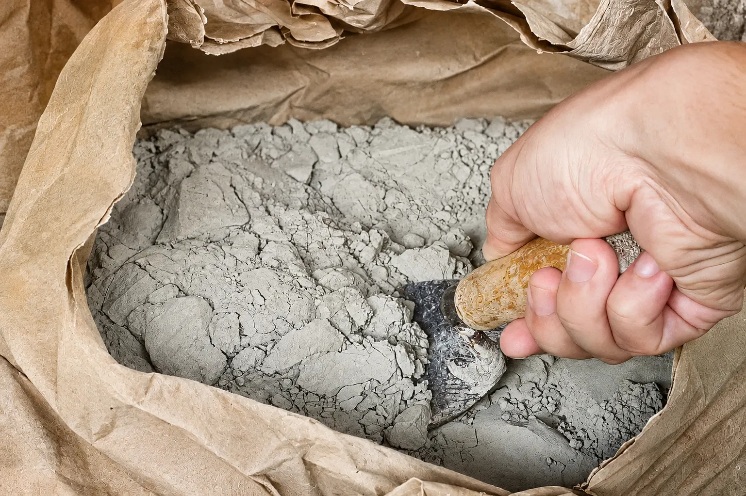 Cảnh giác với chiêu trò pha trộn vật tư giả, vật tư kém chất lượng